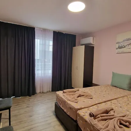 морски рай Motel *
